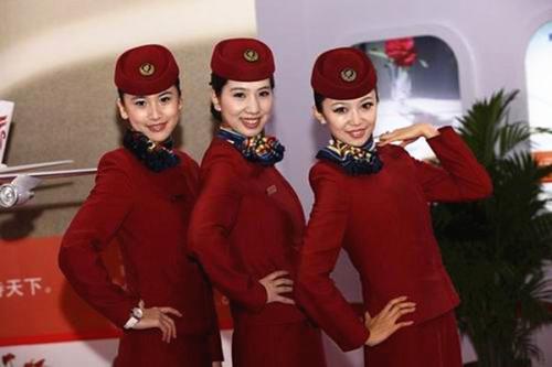 长沙铁航职业中等技术学校航空乘务专业